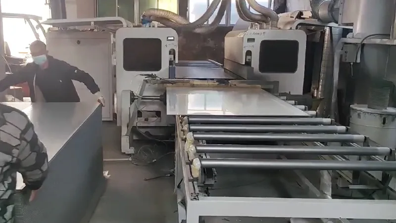 Ranuradora CNC para paneles de pared (doble cara), 2