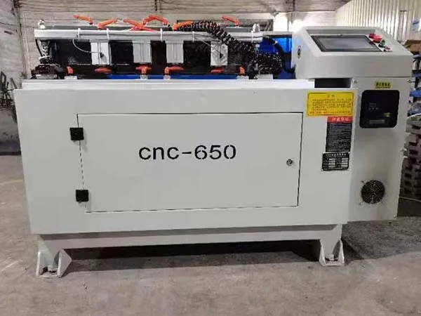 Máquina CNC para colas de milano