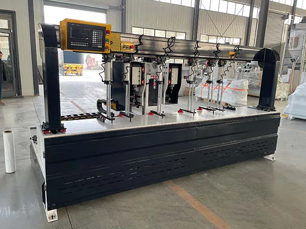 Mortajadora / espigadora CNC (con perforadora lateral)