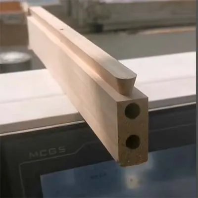 Mortajadora / espigadora CNC (con perforadora lateral)