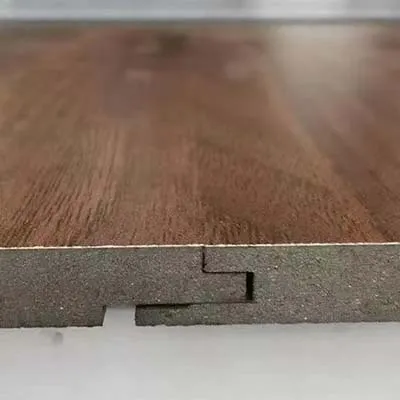 Ranuradora CNC para paneles de pared (una sola cara)