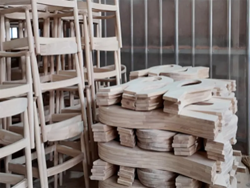 Línea de producción de muebles de madera maciza (capacidad: más de 3000 unidades/mes)